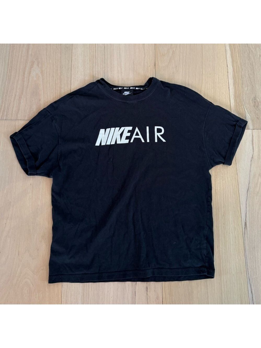 Nike Air Black And White Short Sleeve Tee Shirt Size Small